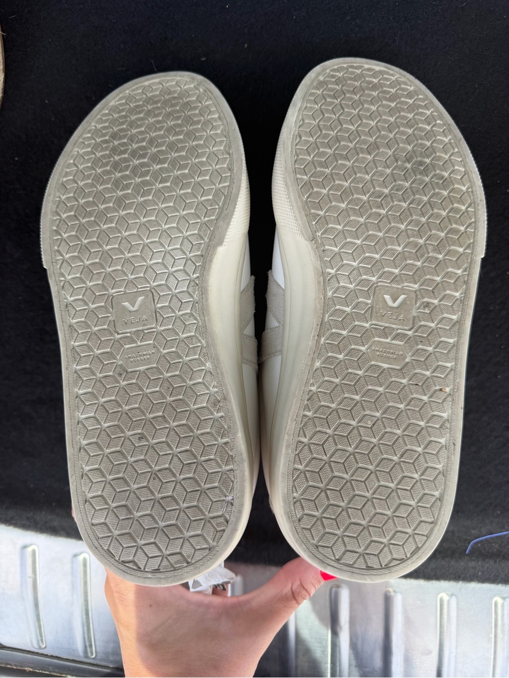 Veja Recife Logo Sneakers - Picture 3 of 3